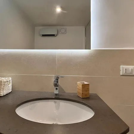 Da Elio E Stanze Апартаменты