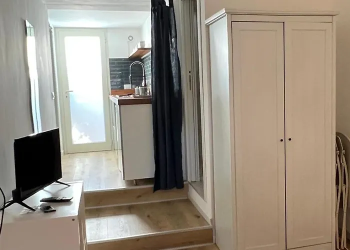 Da Elio E Stanze * Сан-Домино